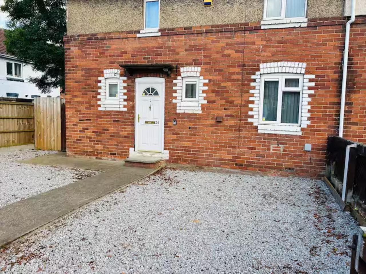 3 Bedroom Deluxe Home In Doncaster Balby Екстериор снимка